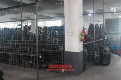 福獅LFS5250ZLJLQA自卸式垃圾車用的康明斯ISLe340 40發(fā)動機(jī)的保養(yǎng)及配件