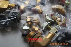 強(qiáng)華QHJ3251自卸車用的康明斯C260 20發(fā)動(dòng)機(jī)的保養(yǎng)及配件